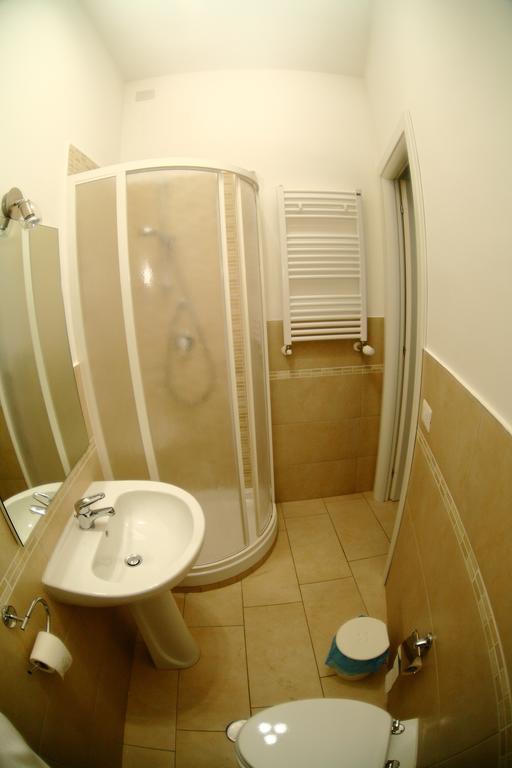 Guest House San Pietro Rom Værelse billede